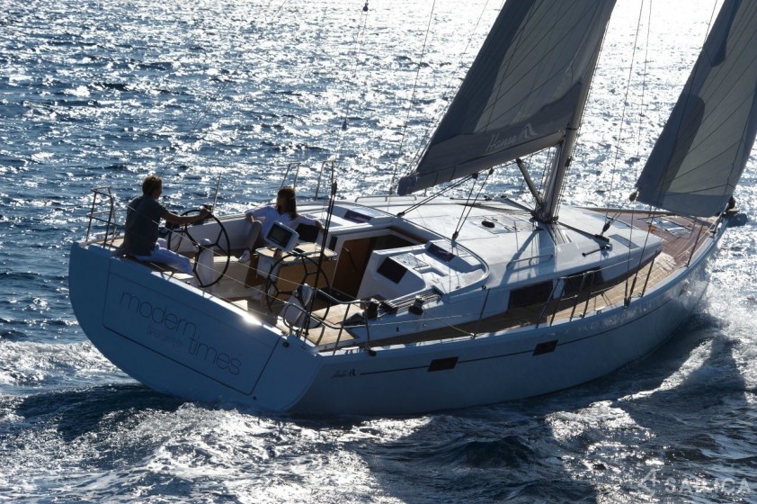 Hanse 415 - Yacht Charter Sailica