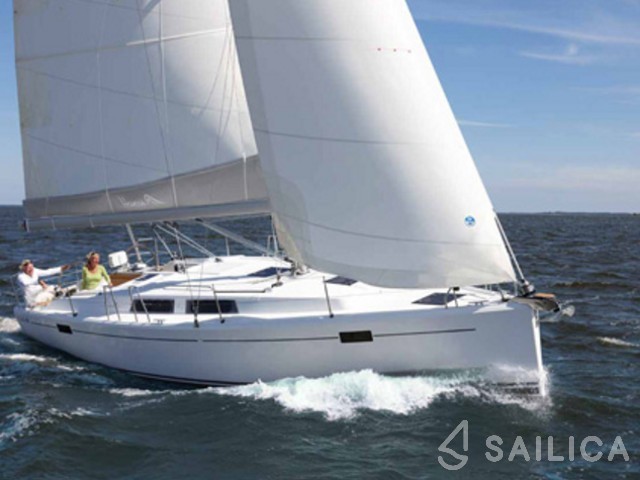 Hanse 385 - Yacht Charter Sailica