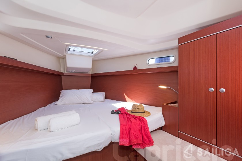 Hanse 385 - Yacht Charter Sailica