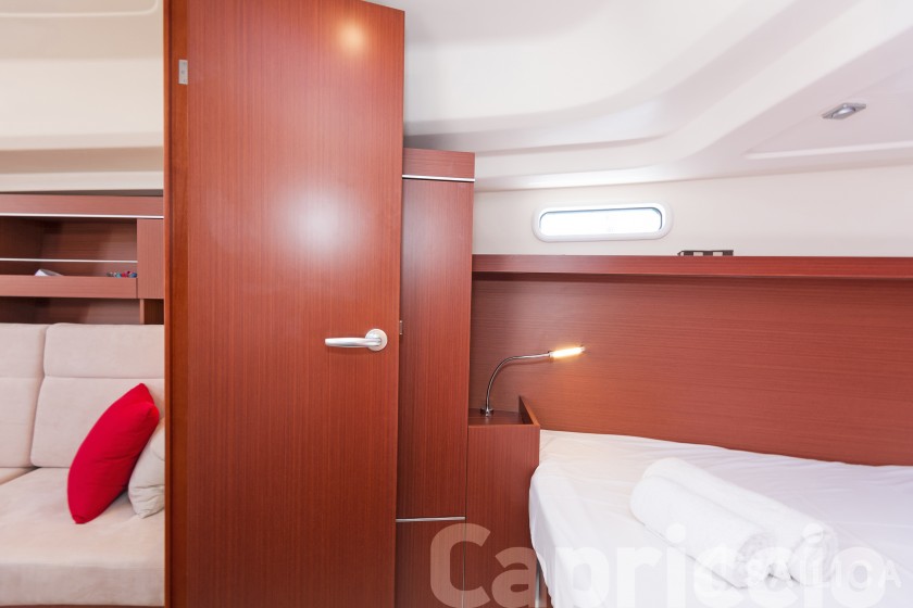 Hanse 385 - Yacht Charter Sailica