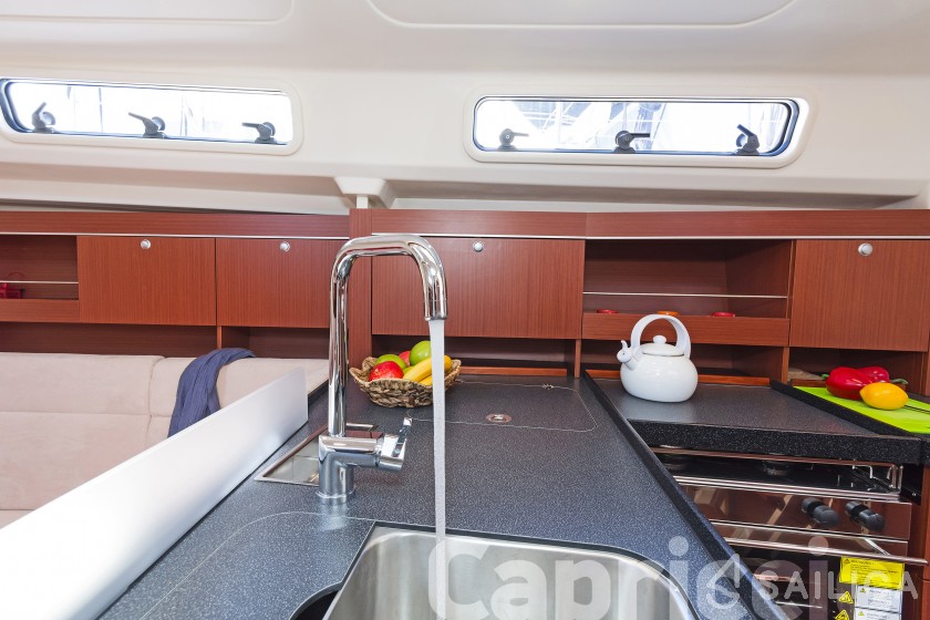 Hanse 385 - Yacht Charter Sailica