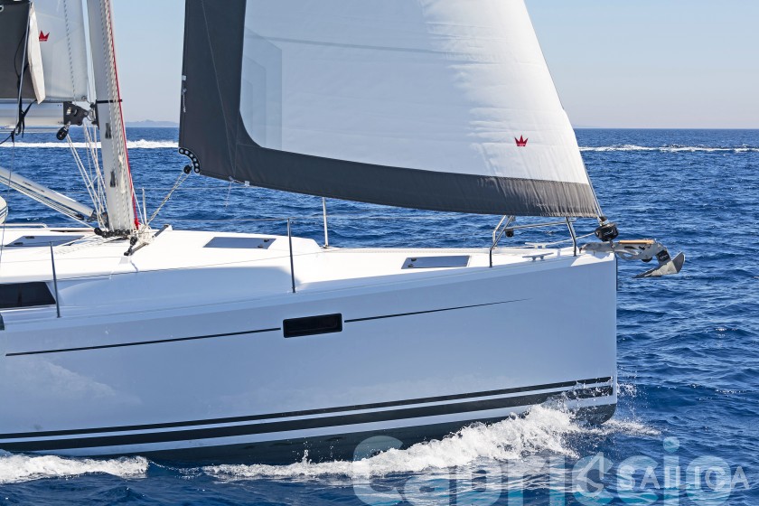 Hanse 385 - Yacht Charter Sailica