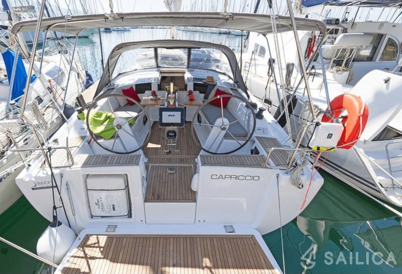 Hanse 385 - Yacht Charter Sailica