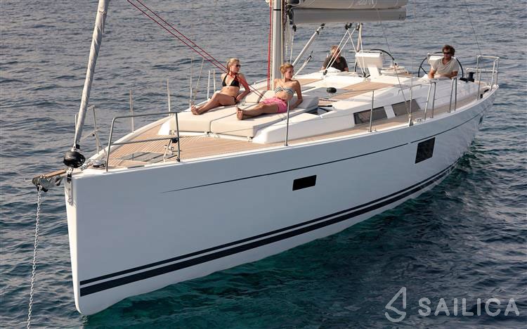 Hanse 455 - Yacht Charter Sailica