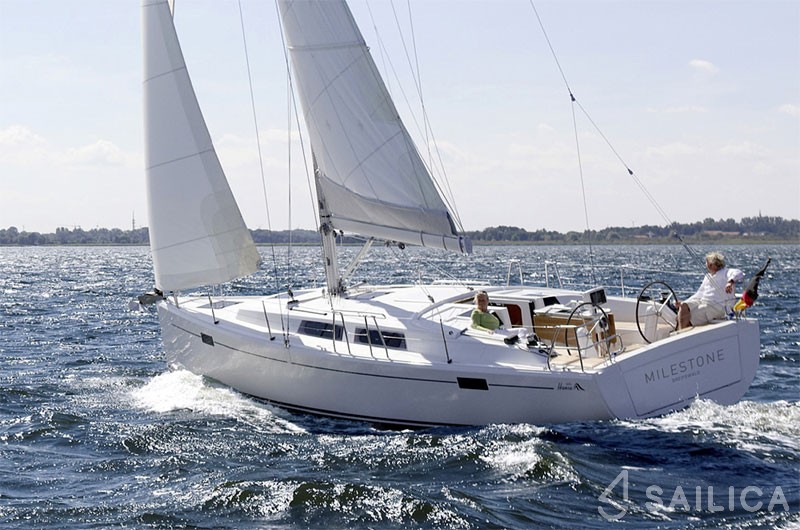 Hanse 385 - Yacht Charter Sailica