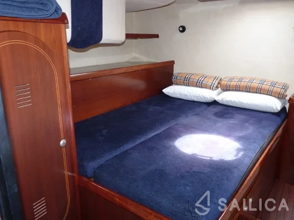 Belize 43 - Yacht Charter Sailica