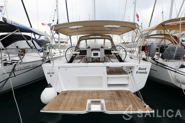 Dufour 430 Grand Large - Yacht Charter Sailica