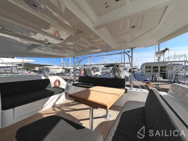 Lagoon 46  - Yacht Charter Sailica
