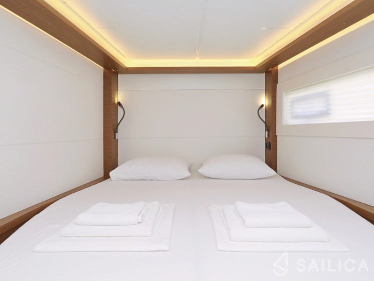 Lagoon 46  - Yacht Charter Sailica