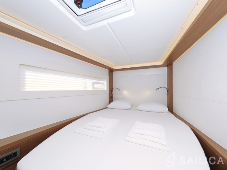 Lagoon 46  - Yacht Charter Sailica