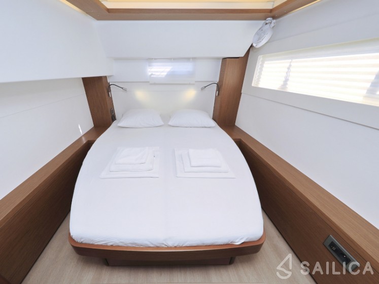 Lagoon 46  - Yacht Charter Sailica