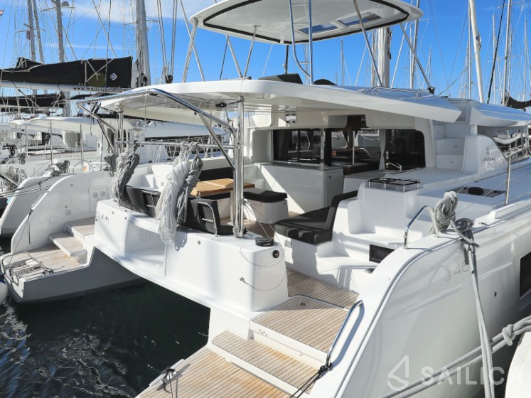 Lagoon 46  - Yacht Charter Sailica