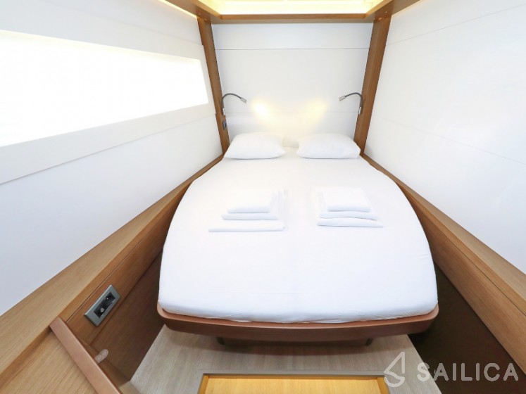 Lagoon 46  - Yacht Charter Sailica