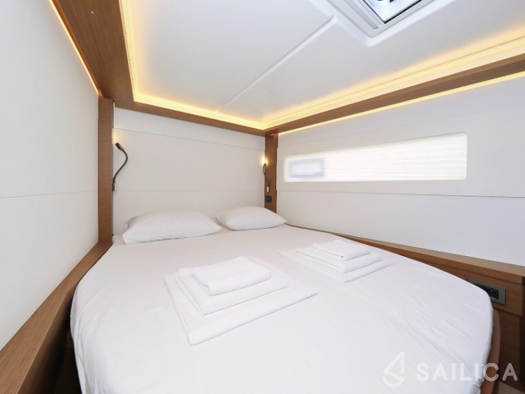 Lagoon 46  - Yacht Charter Sailica