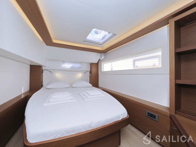 Lagoon 46  - Yacht Charter Sailica