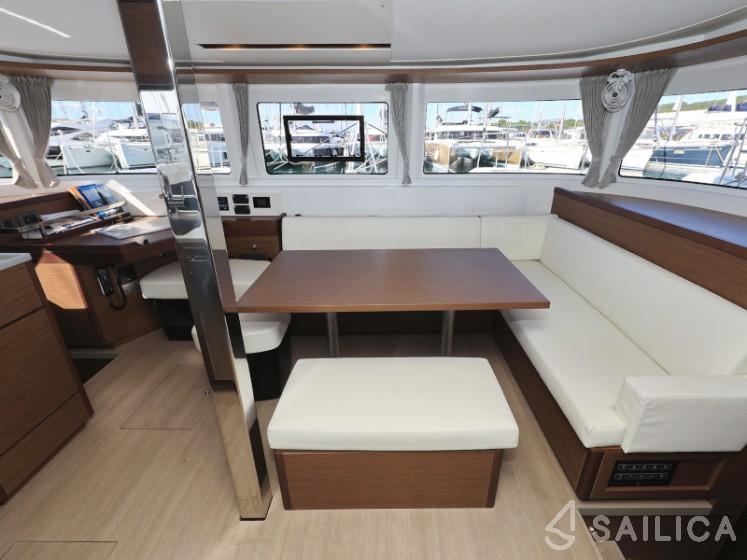 Lagoon 46  - Yacht Charter Sailica