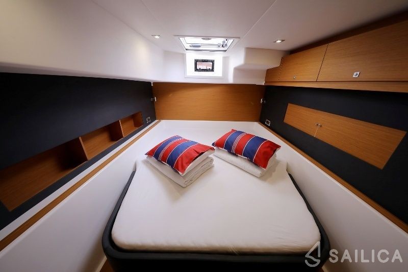 Dufour 48 - Yacht Charter Sailica