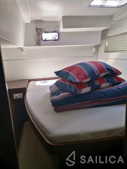 Lagoon 40 - Yacht Charter Sailica