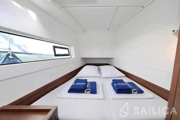 Lagoon 40 - Yacht Charter Sailica