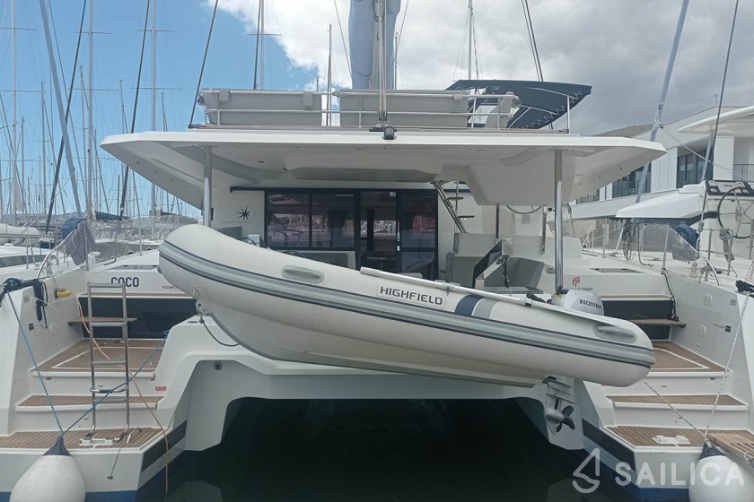 Elba 45 - Yacht Charter Sailica
