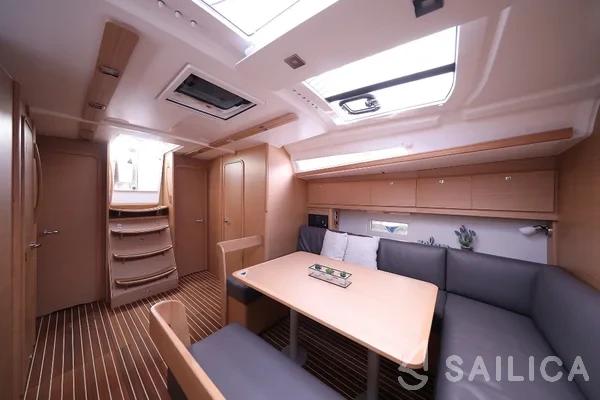 Dufour 430 Grand Large - Yacht Charter Sailica