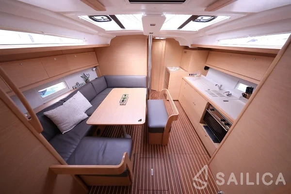Dufour 430 Grand Large - Yacht Charter Sailica