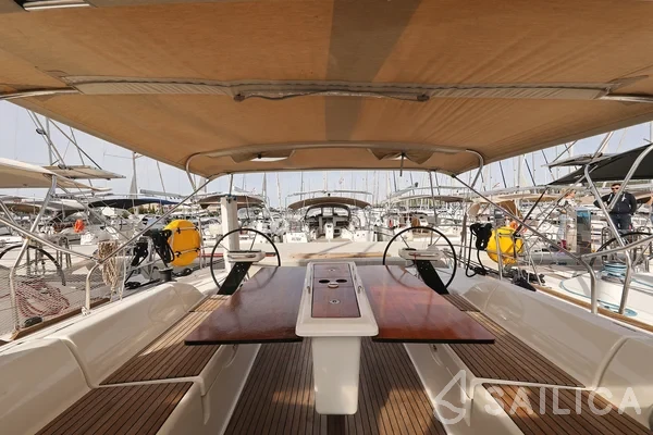 Dufour 430 Grand Large - Yacht Charter Sailica