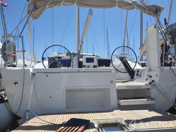 Dufour 430 Grand Large - Yacht Charter Sailica