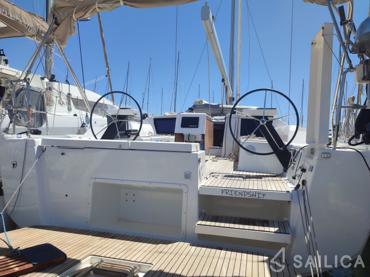 Dufour 430 Grand Large - Yacht Charter Sailica