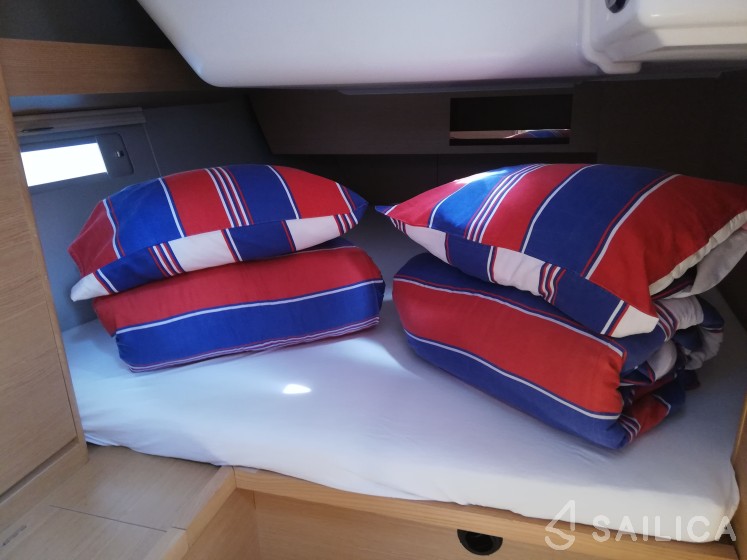 Dufour 430 Grand Large - Yacht Charter Sailica