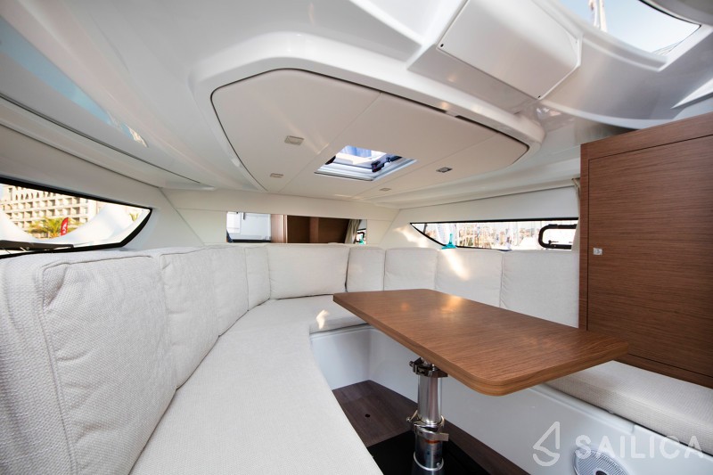 Cap Camarat 10.5 WA - Yacht Charter Sailica