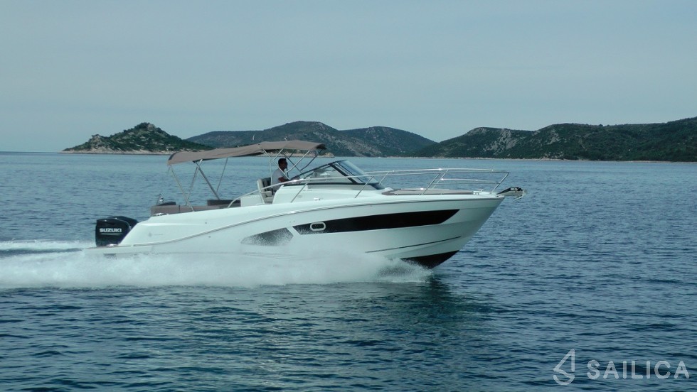 Cap Camarat 10.5 WA - Yacht Charter Sailica