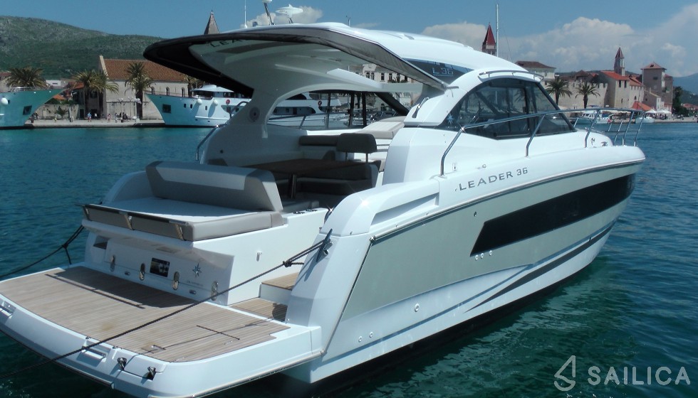 Leader 36 - Yacht Charter Sailica