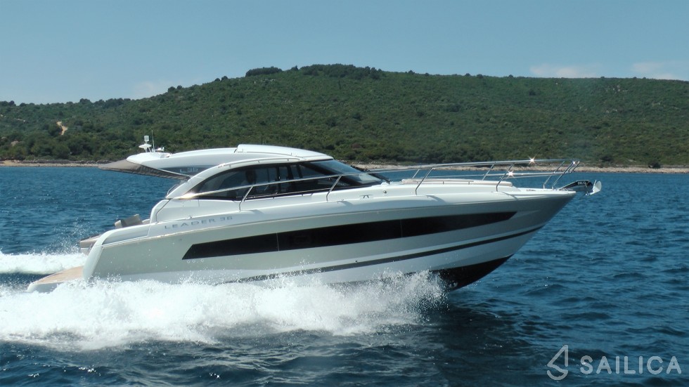 Leader 36 - Yacht Charter Sailica