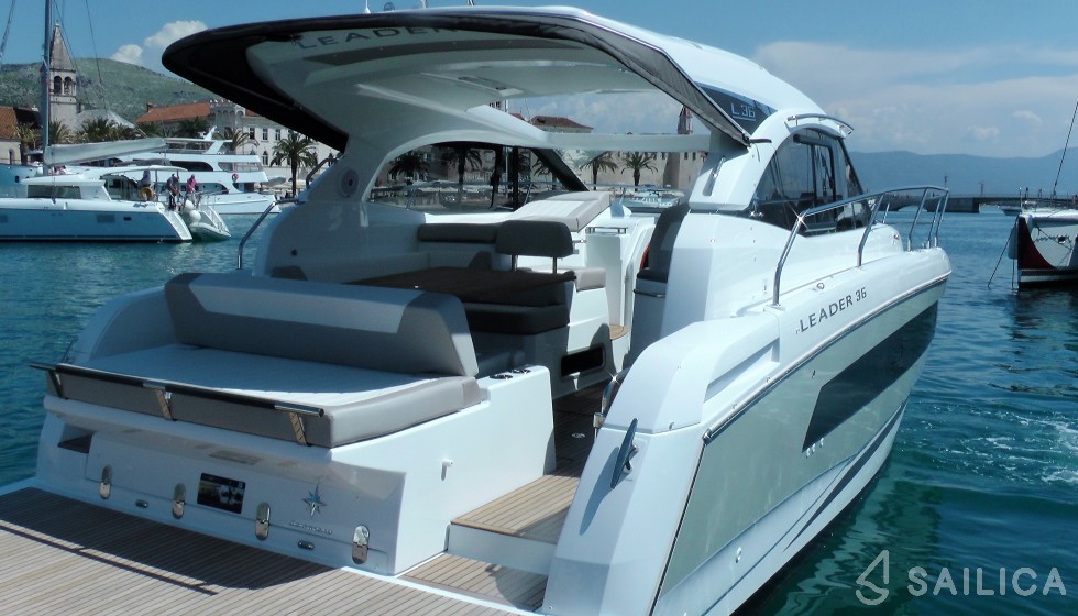 Leader 36 - Yacht Charter Sailica