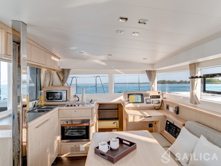Lagoon 39 - Yacht Charter Sailica