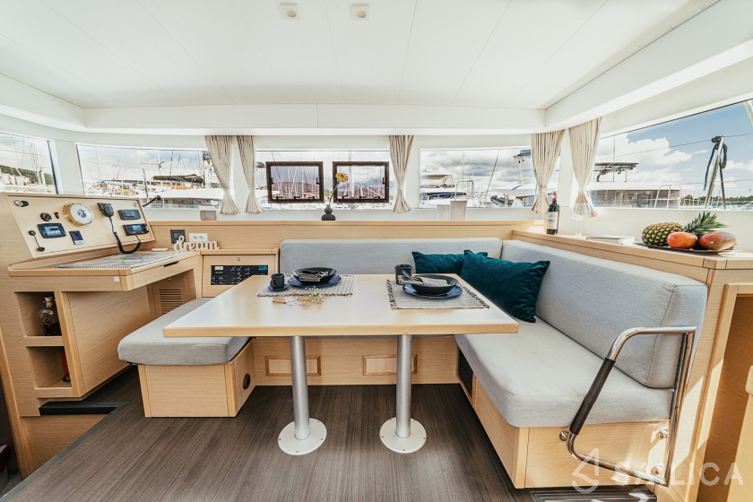 Lagoon 39 - Yacht Charter Sailica