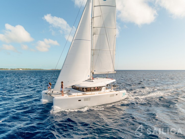 Lagoon 39 - Yacht Charter Sailica