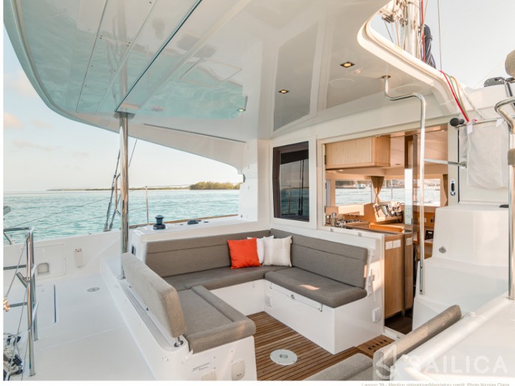 Lagoon 39 - Yacht Charter Sailica