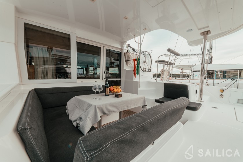 Lagoon 39 - Yacht Charter Sailica