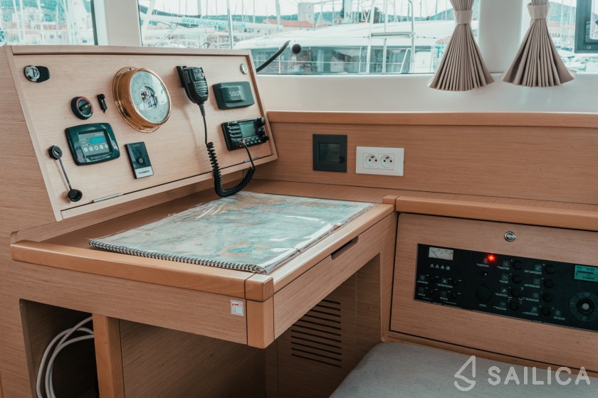 Lagoon 39 - Yacht Charter Sailica