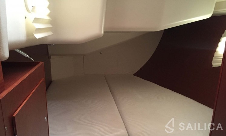 Hanse 455 - Yacht Charter Sailica