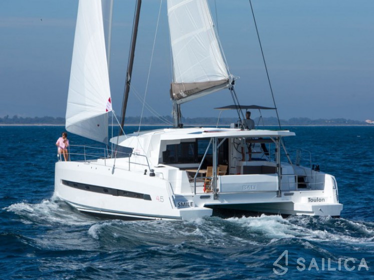 Bali 4.5 - Yacht Charter Sailica