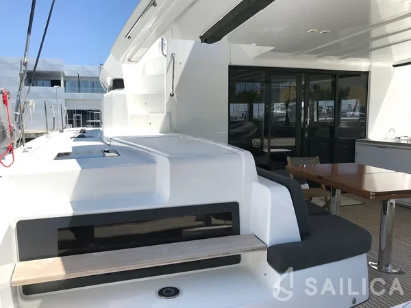 Lagoon 50 - Yacht Charter Sailica