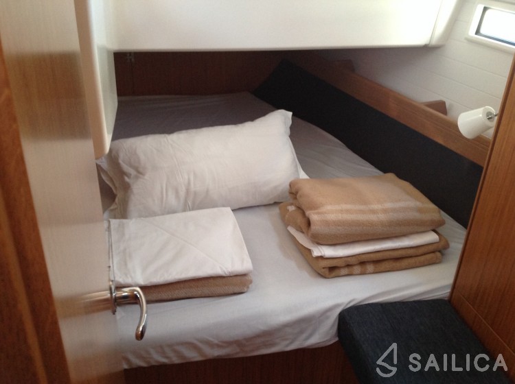 Bavaria 41 Cruiser - Yacht Charter Sailica