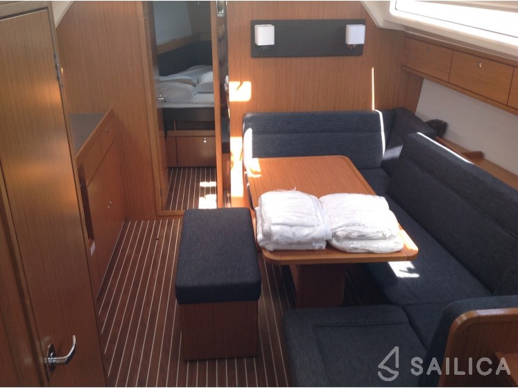 Bavaria 41 Cruiser - Yacht Charter Sailica