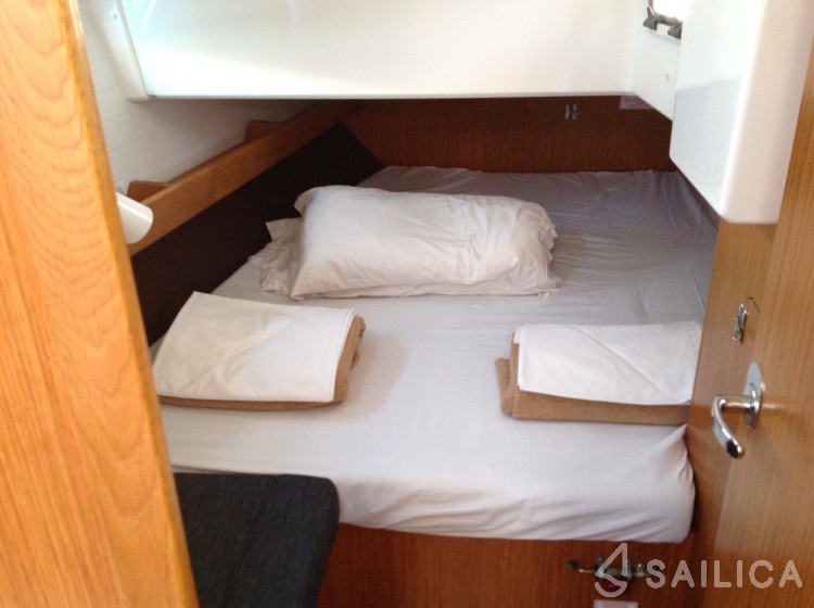 Bavaria 41 Cruiser - Yacht Charter Sailica
