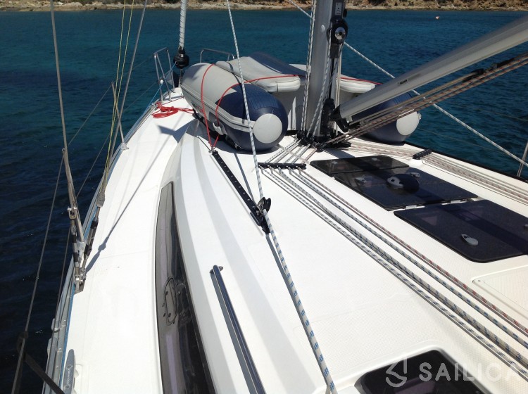 Bavaria 41 Cruiser - Yacht Charter Sailica