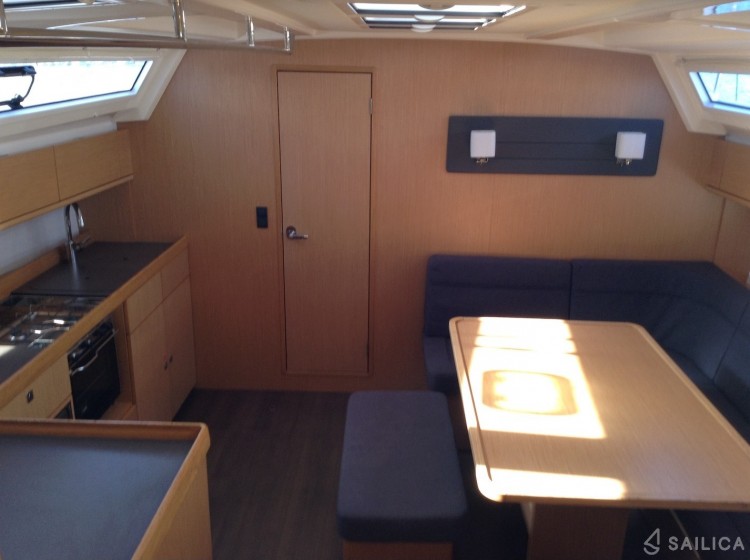 Bavaria 46 Cruiser - Yacht Charter Sailica