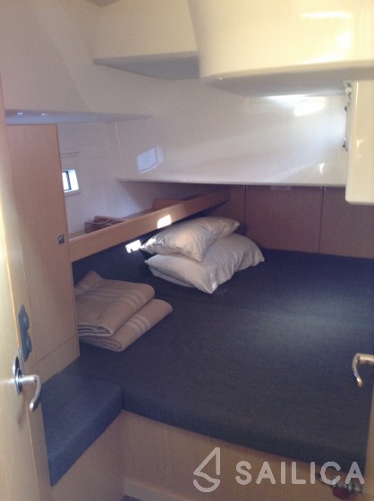 Bavaria 46 Cruiser - Yacht Charter Sailica